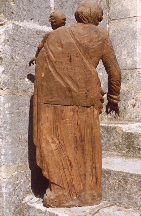 statue : Vierge à l'Enfant, revers, vue générale