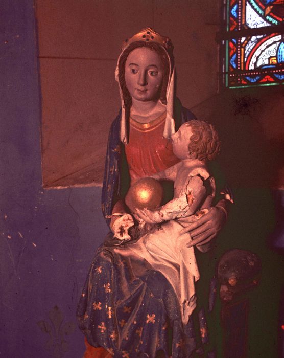 statue : Vierge à l'Enfant - © Ministère de la Culture (France), Conservation des antiquités et des objets d'art de l'Indre, tous droits réservés 