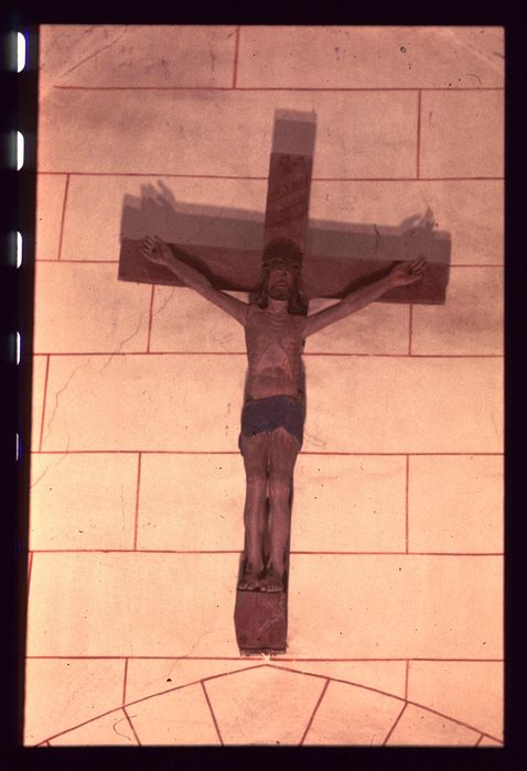 statue : Christ en croix - © Ministère de la Culture (France), Conservation des antiquités et des objets d'art de l'Indre, tous droits réservés 