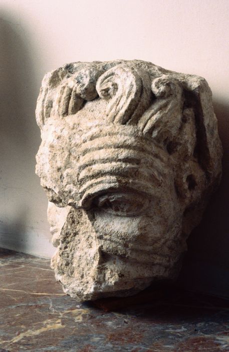 fragment de sculpture (collection lapidaire)