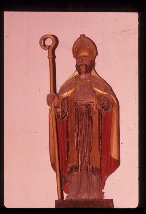 statue : Saint Blaise en évêque