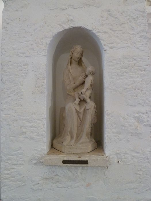 statue : Vierge à l'oiseau - © Ministère de la Culture (France), Conservation des antiquités et des objets d'art de l'Indre, tous droits réservés 