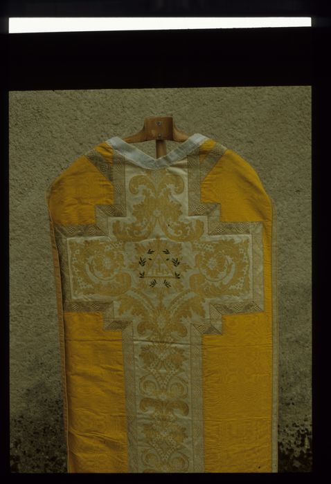 chasuble (ornement blanc)