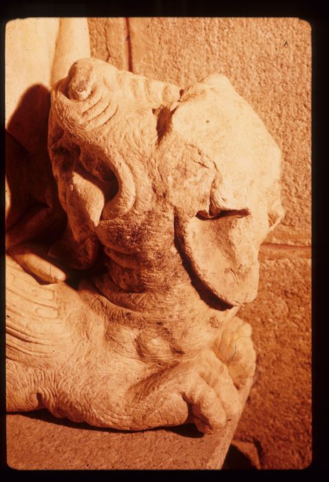 statue : sainte Marguerite, détail - © Ministère de la Culture (France), Conservation des antiquités et des objets d'art de l'Indre – Tous droits réservés 
