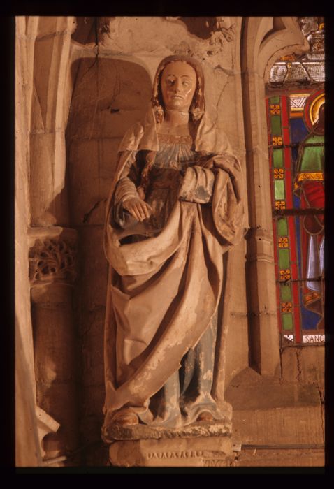 statue : sainte Marie-Madeleine