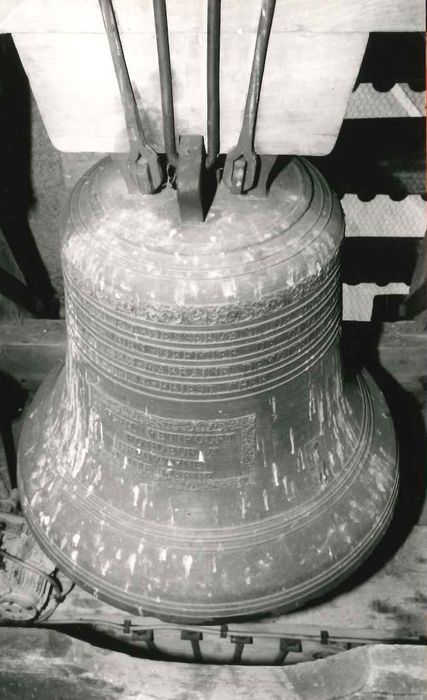 cloche - © Ministère de la Culture (France), Conservation des antiquités et des objets d'art de l'Indre – Tous droits réservés 