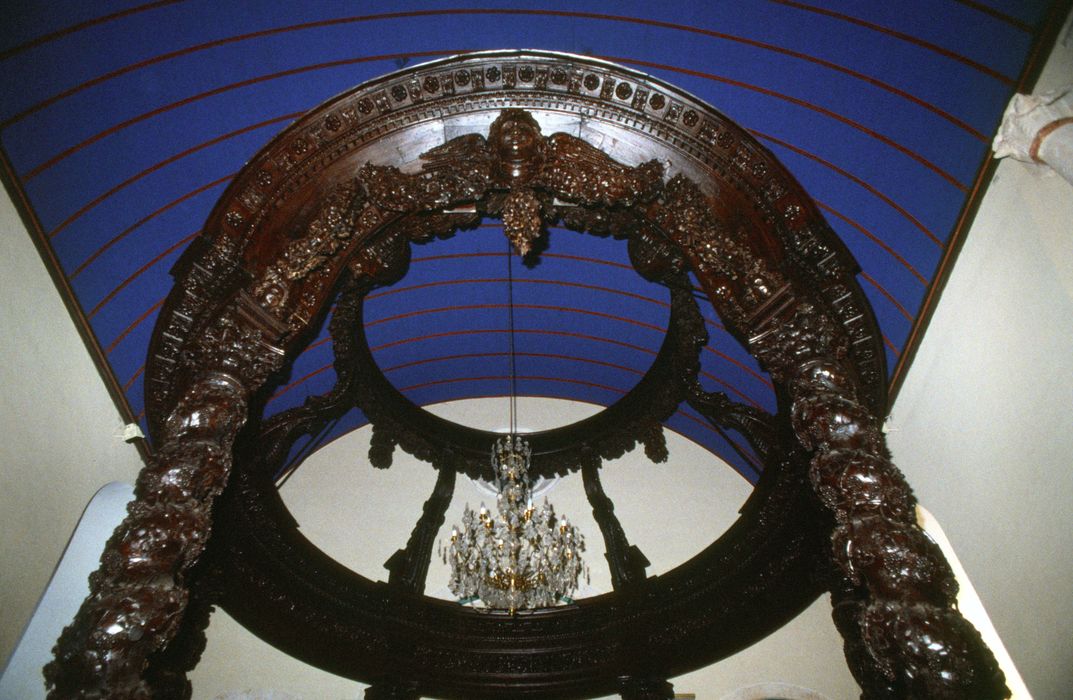 dais d'autel (baldaquin), vue partielle - © Ministère de la Culture (France), Conservation des antiquités et des objets d'art de l'Indre – Tous droits réservés 