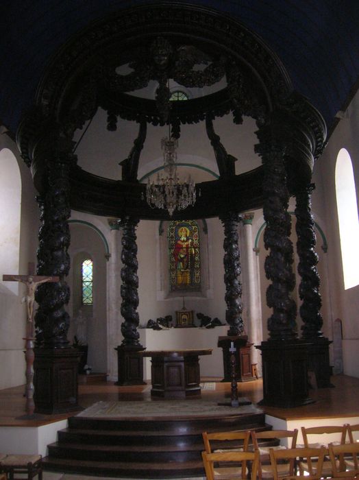 dais d'autel (baldaquin)