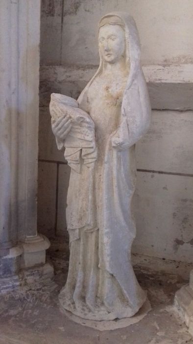 statue : Vierge à l'Enfant