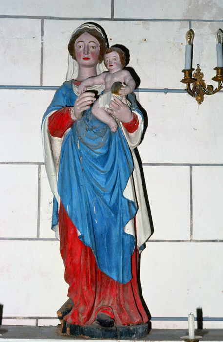 Statue : Vierge à l'Enfant