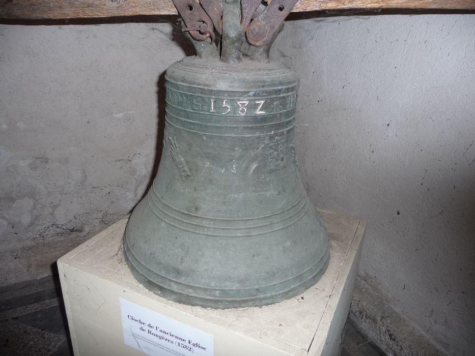 cloche - © Ministère de la Culture (France), Conservation des antiquités et des objets d'art de l'Indre, tous droits réservés 