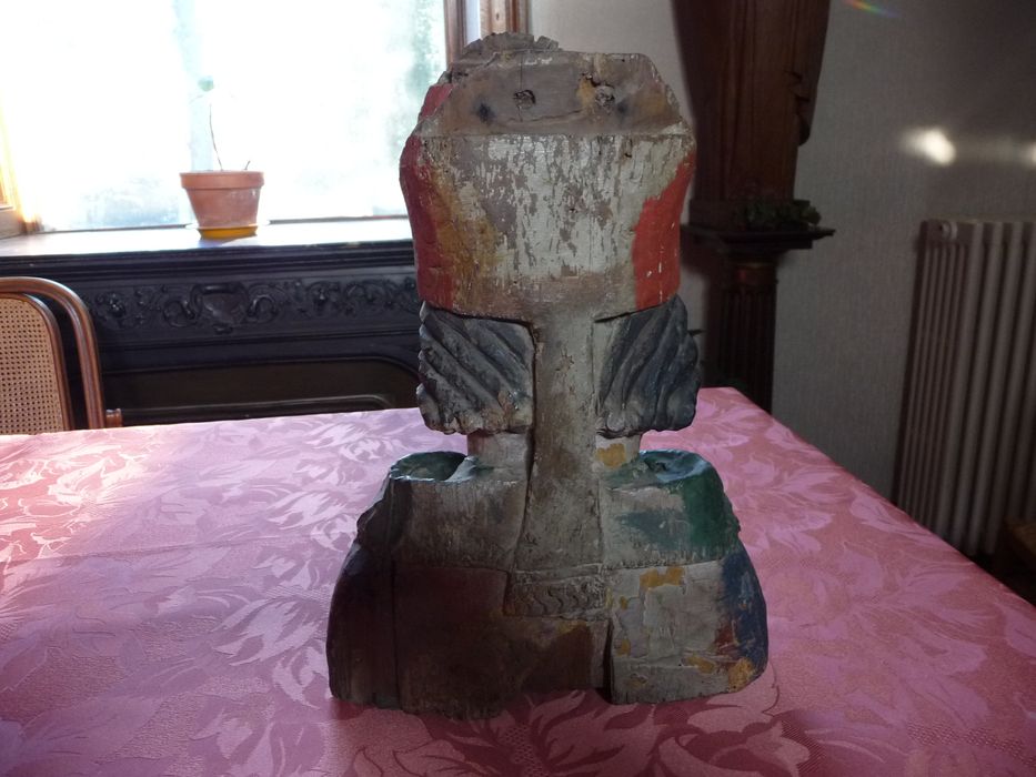 buste-reliquaire : Saint Eutrope, revers, vue générale - © Ministère de la Culture (France), Conservation des antiquités et des objets d'art de l'Indre, tous droits réservés 