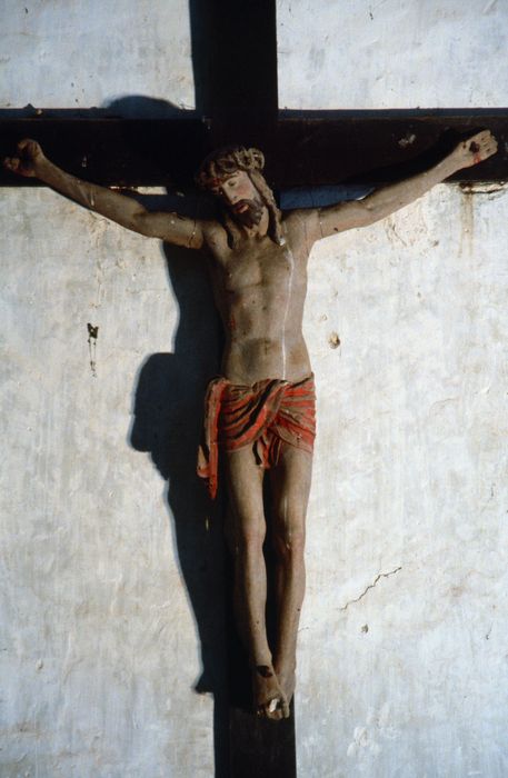 statue : Christ en croix - © Ministère de la Culture (France), Conservation des antiquités et des objets d'art de l'Indre – Tous droits réservés 