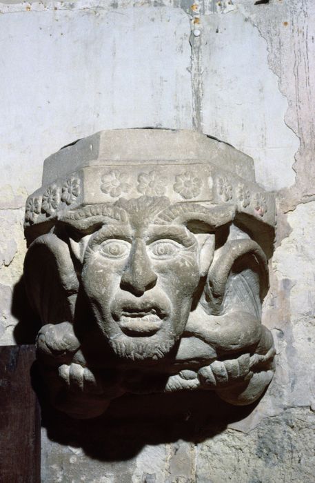 bénitier - © Ministère de la Culture (France), Conservation des antiquités et des objets d'art de l'Indre, tous droits réservés