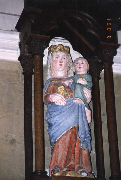 statue : Vierge à l'enfant, vue générale - © Ministère de la Culture (France), Conservation des antiquités et des objets d'art de l'Indre-et-Loire, tous droits réservés 