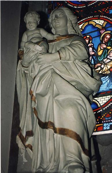 Statue : Vierge avec l'Enfant Jésus