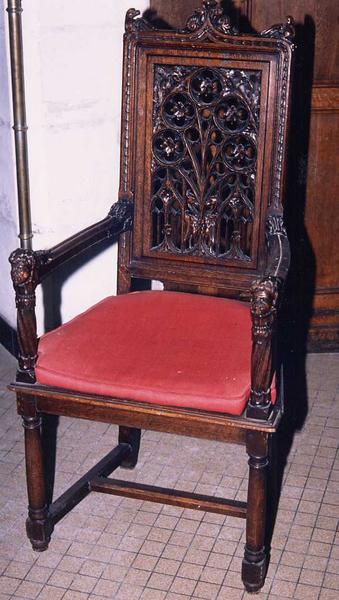 fauteuil de célébrant, vue générale