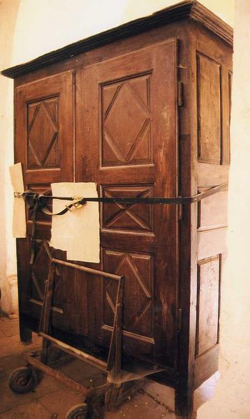 Armoire