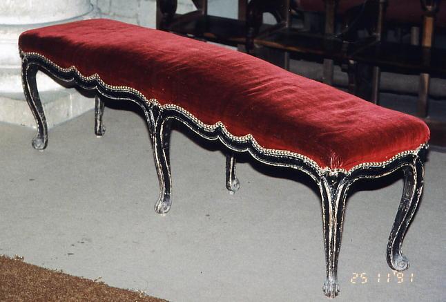 banquette, vue générale - © Ministère de la Culture (France), Conservation des antiquités et des objets d'art de l'Indre-et-Loire, tous droits réservés