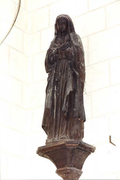 Statue : Vierge de Calvaire, vue générale