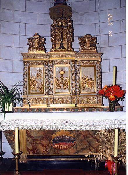 Autel, tabernacle, retable