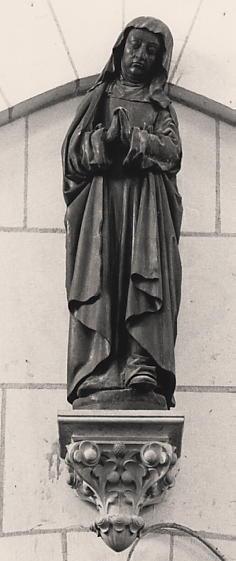 statue : Vierge de Calvaire, vue générale