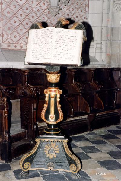 lutrin (aigle-lutrin), vue générale