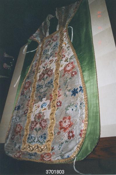 chasuble, vue générale