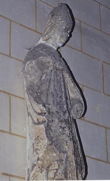 statue : Saint Evêque