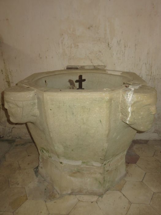 cuve baptismale