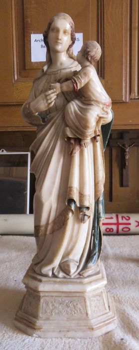 statue (statuette) : Vierge