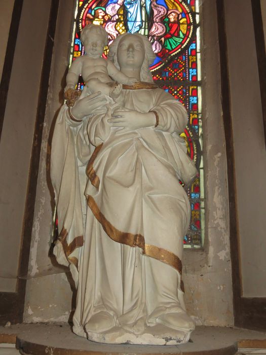 statue : Vierge à l'Enfant