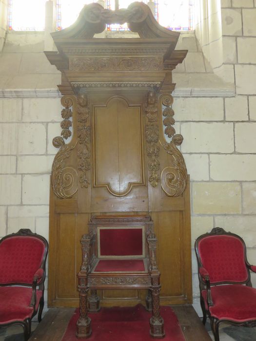 dais d'autel de stalle abbatiale