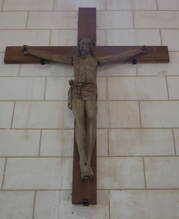 statue : Christ en croix - © Ministère de la Culture (France), Conservation des antiquités et des objets d'art de l'Indre-et-Loire – Tous droits réservés 