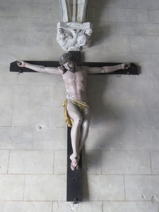 statue : Christ en croix - © Ministère de la Culture (France), Conservation des antiquités et des objets d'art de l'Indre-et-Loire, tous droits réservés 