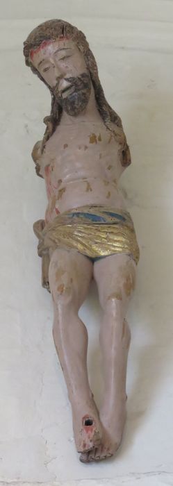 statue : Christ en croix - © Ministère de la Culture (France), Conservation des antiquités et des objets d'art de l'Indre-et-Loire, tous droits réservés 