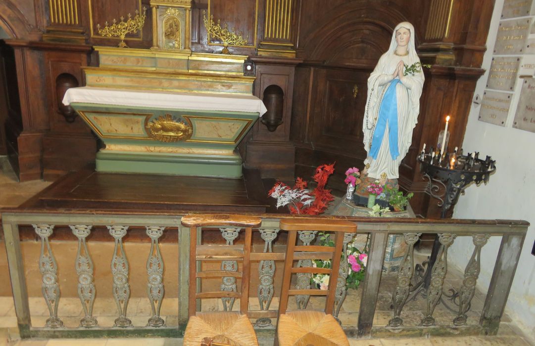 clôture liturgique (grille de communion)