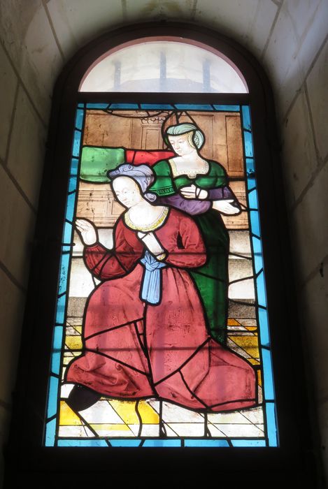 église Saint-Jean-Baptiste : fragment de verrière : deux femmes