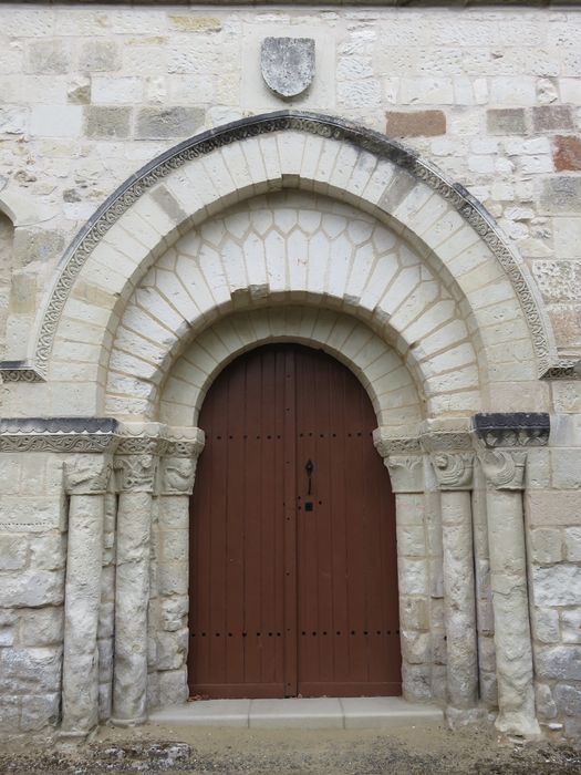 Eglise Saint-Jean-Baptiste, portail occidental