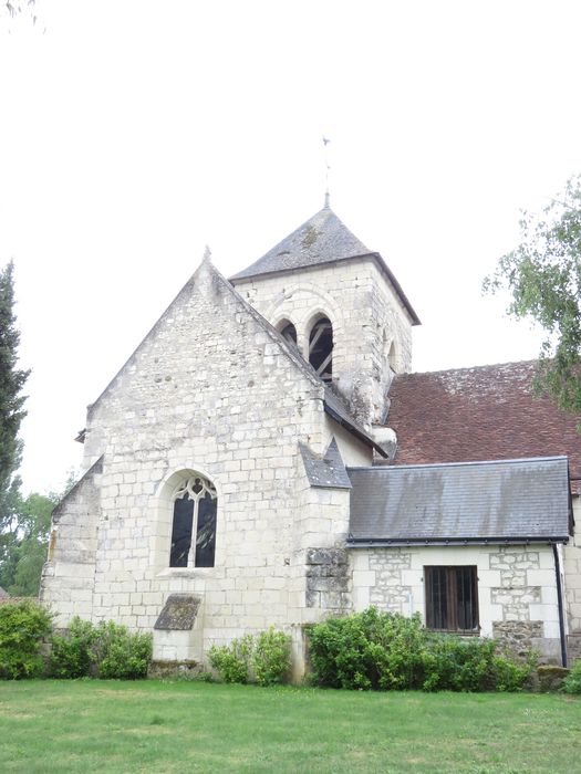 Eglise  Saint-Martin, façade latérale nord, vue partielle