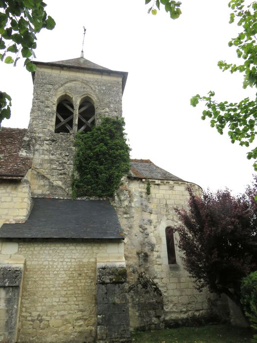 Eglise  Saint-Martin, façade latérale sud, vue partielle