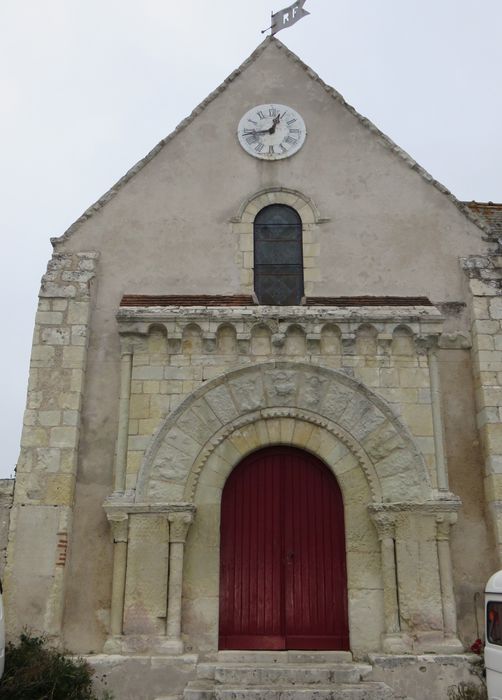 Eglise  Saint-Saturnin, façade occidentale