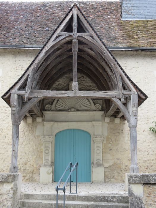 Eglise  Saint-Vincent, porche sud, vue générale