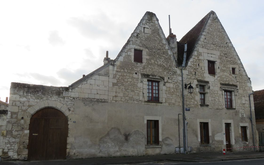 Maison : Ensemble est, vue générale