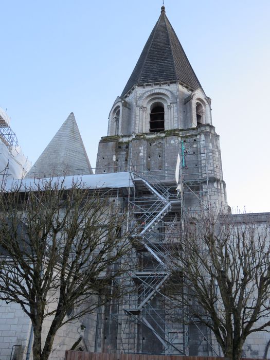 Ancienne collégiale Saint-Ours : Clocher ouest, élévation nord, vue générale