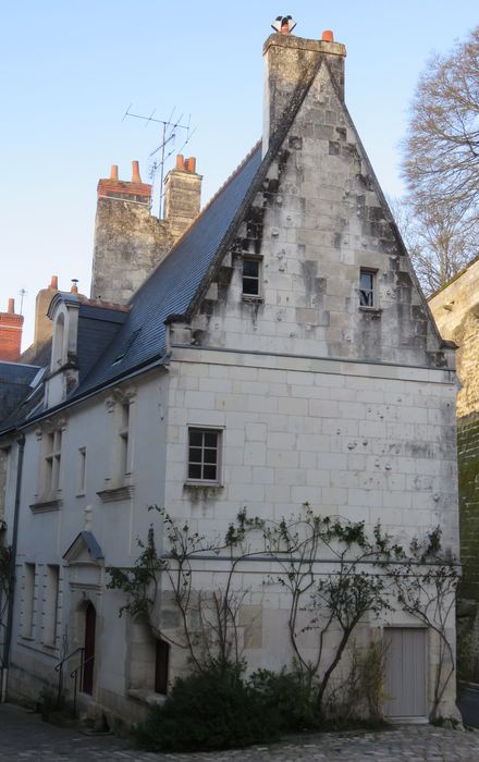 Maison dite d'Agnès Sorel : Façades sud et ouest, vue générale