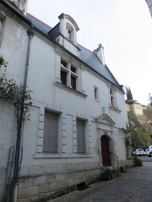 Maison dite d'Agnès Sorel : Façade ouest, vue générale