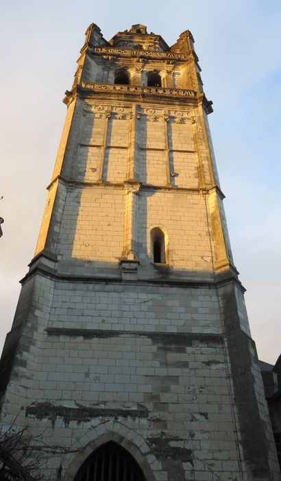 Ancienne église Saint-Antoine : Clocher, vue générale