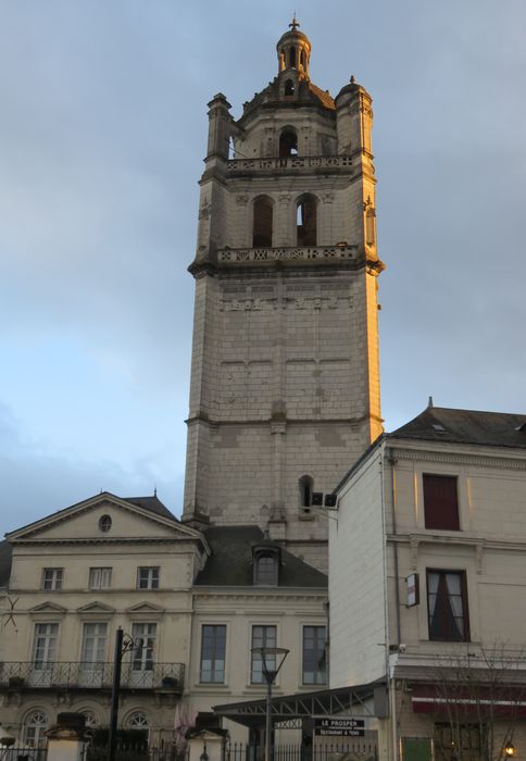 Ancienne église Saint-Antoine : Clocher, vue générale