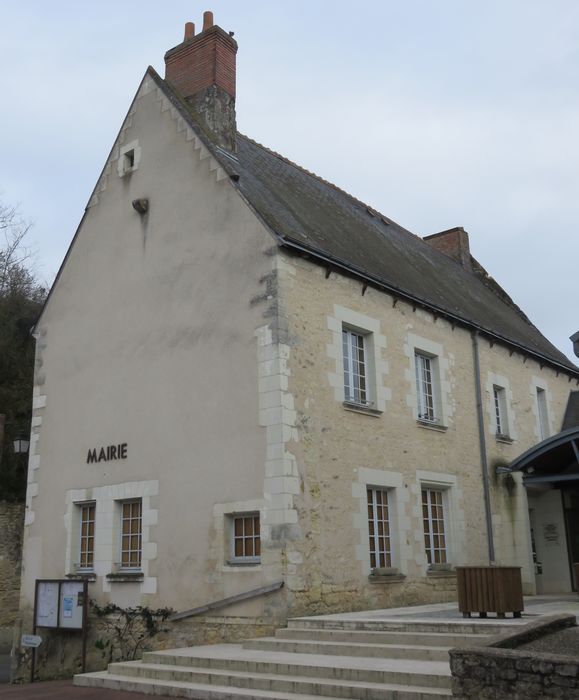 Hôtel : Façades nord et ouest, vue générale